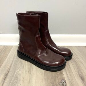 Zara Boots Women’s 40 Dark Burgundy Faux Patent Leather Zip Up Round Toe Chunky